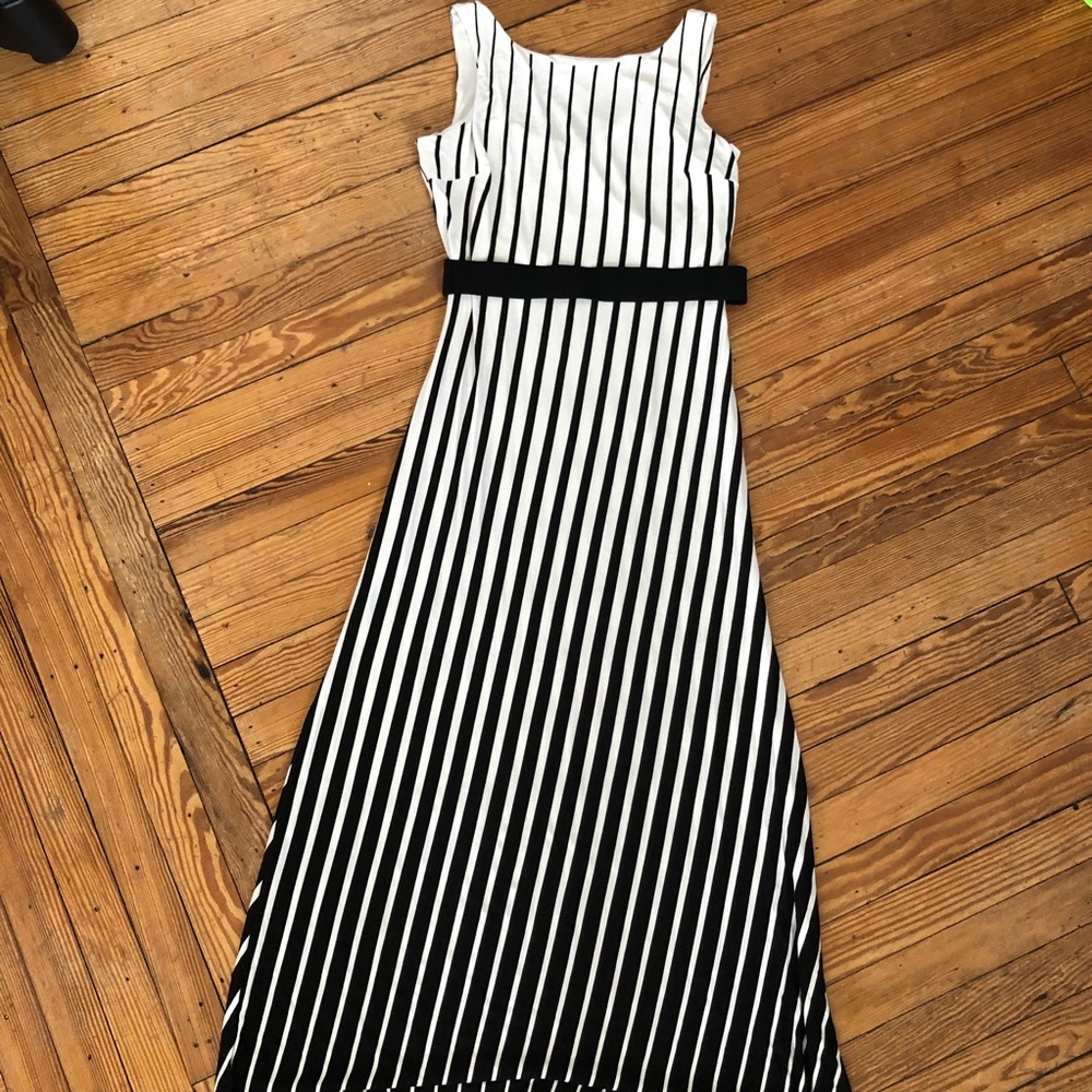 Ann Taylor Maxi Dress. EUC